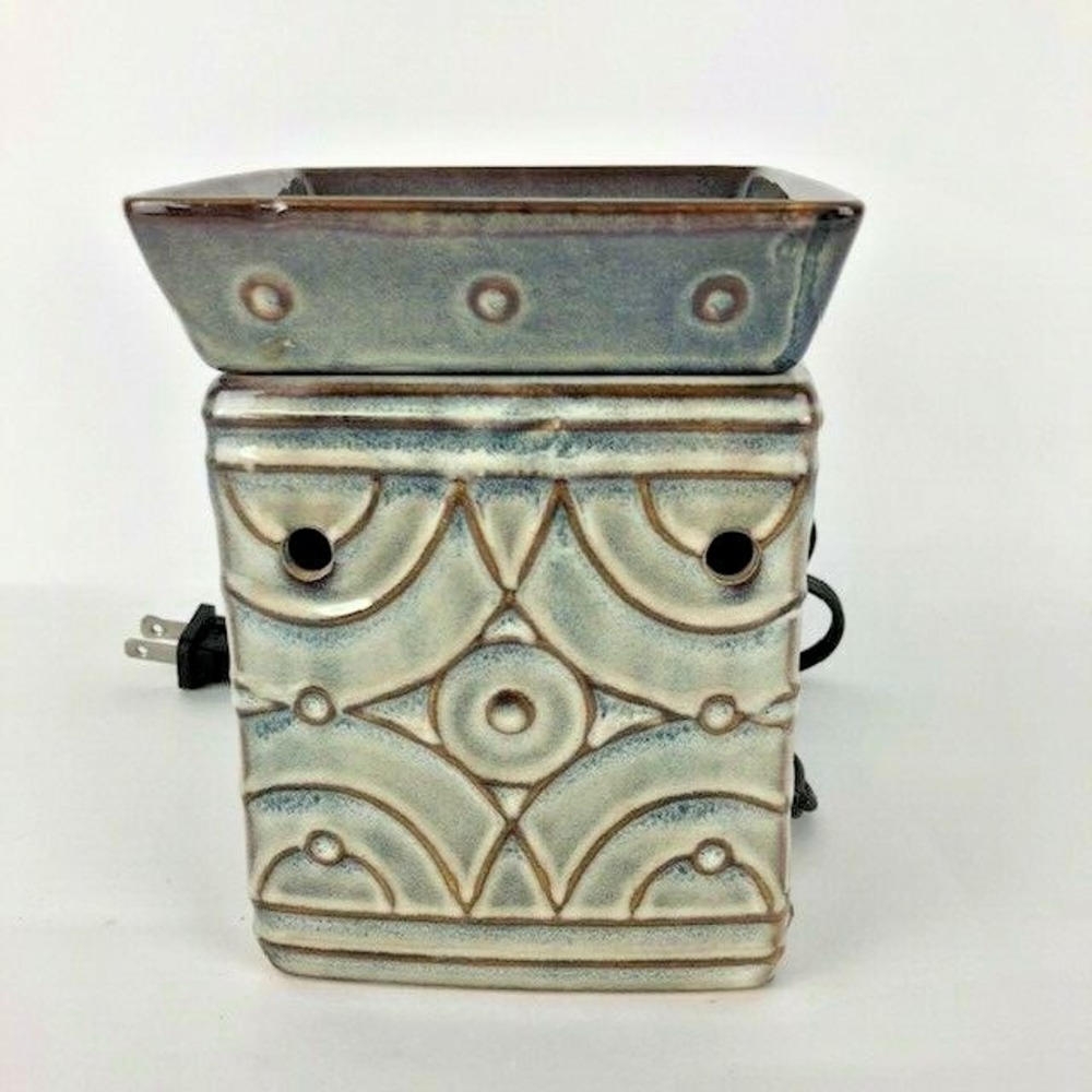 Scentsy‎ Lenox Lenore Retired Wax Warmer Green Brown Rustic with Wax pack